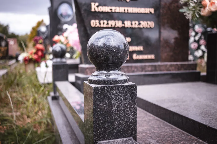 Цены на гранитные ограды