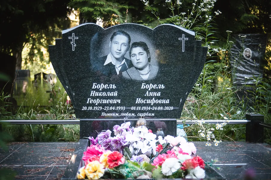 Цены на бюджетные памятники