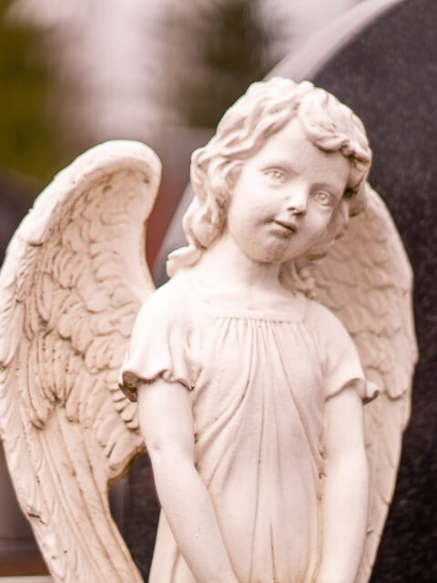 Купить скульптуру ангела на могилу